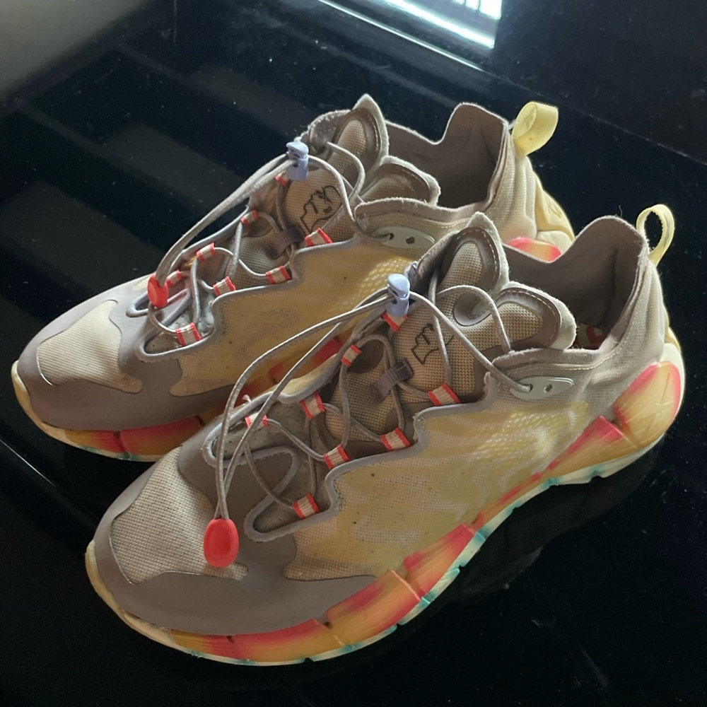 Braindead x Reebok Zigs - Picture 2 of 2